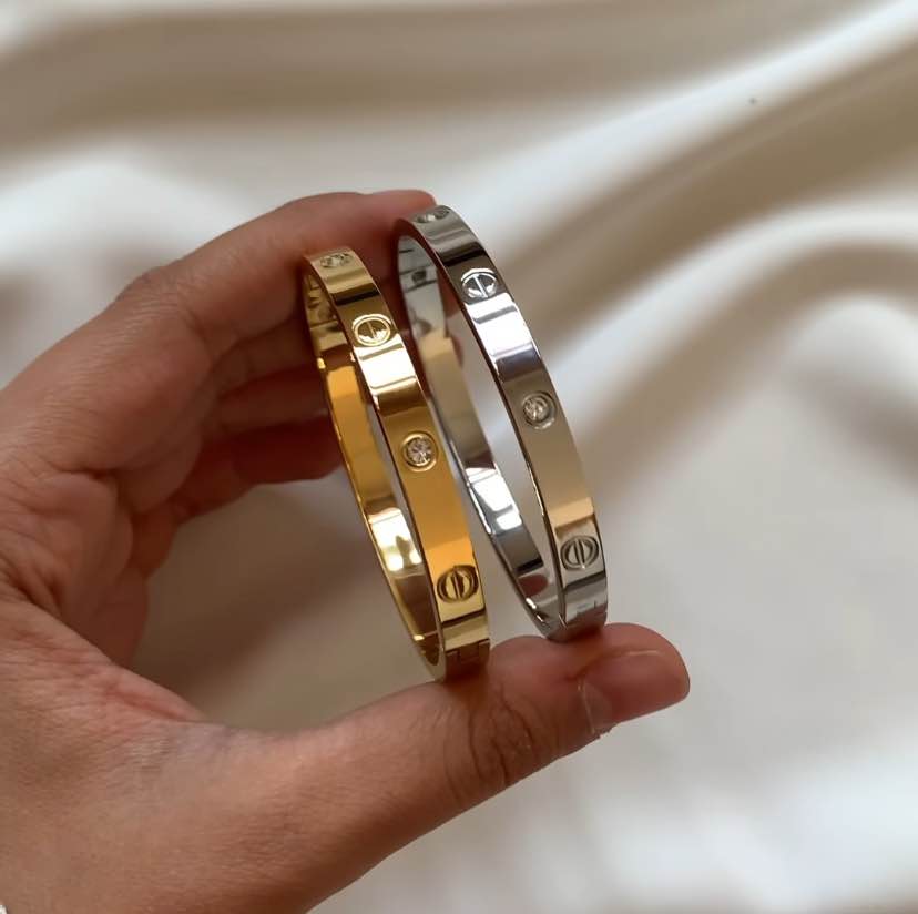 Cartier-Inspired Luxury Bracelet - Zavyra Jewels (7)