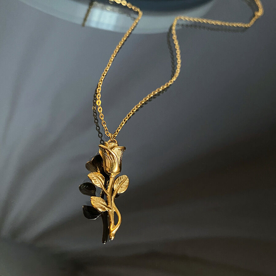 Midnight Rose Elegance Necklace