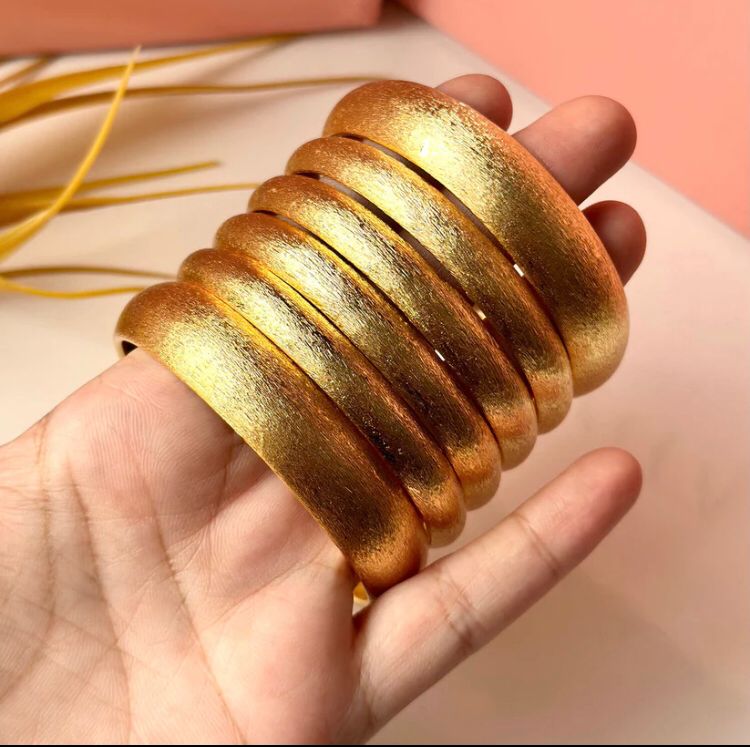 Textured Luxe Bangle Set - Zavyra Jewels