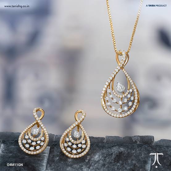 Celestial Teardrop Pendant Set - Zavyra Jewels