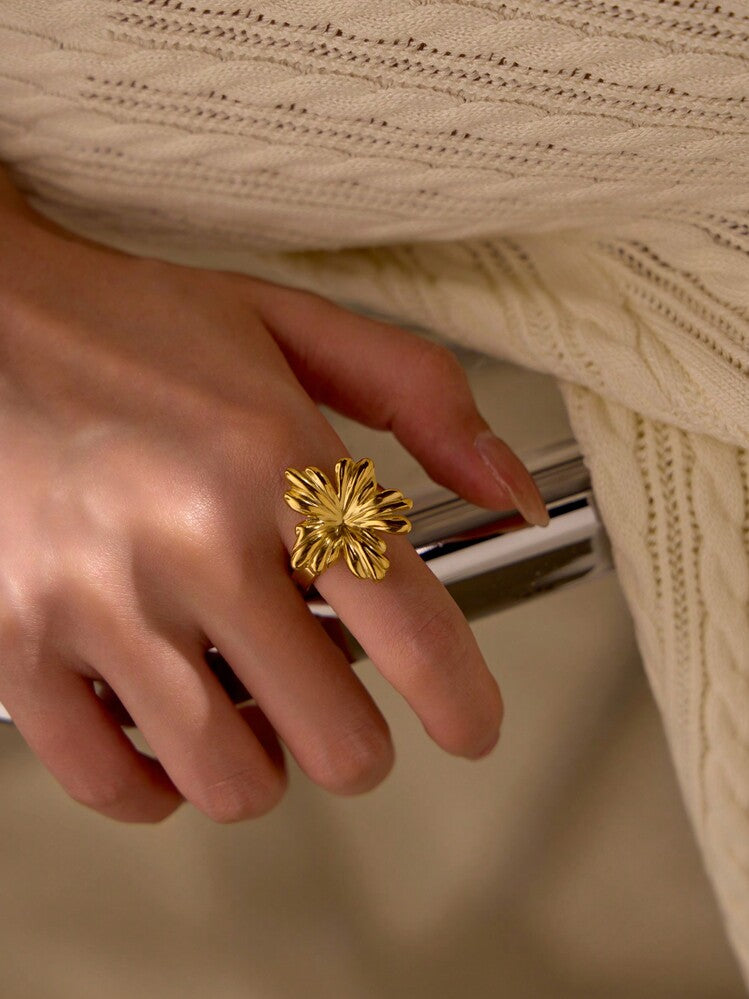 Golden Bloom Adjustable Ring
