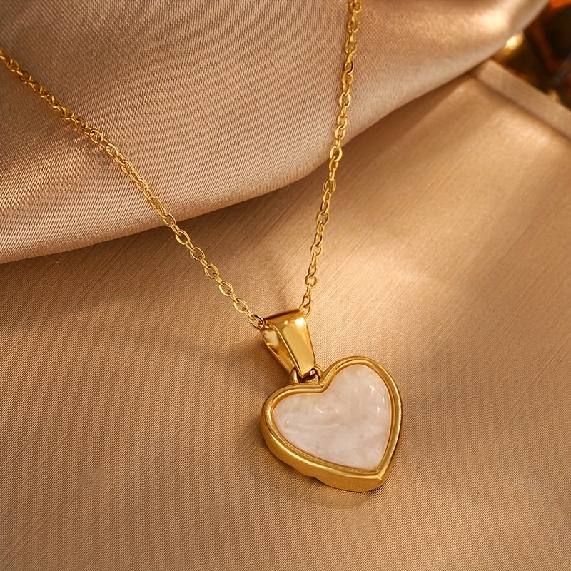 Heart of Love Pearl Necklace