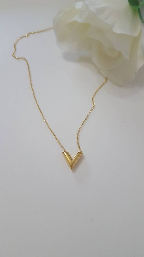 V-Line Minimalist Necklace