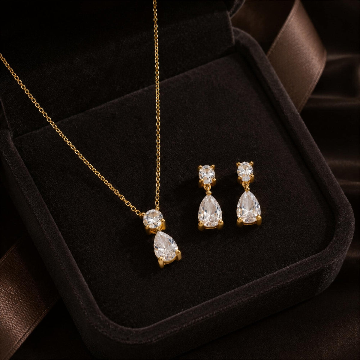 Teardrop Crystal Elegance Set