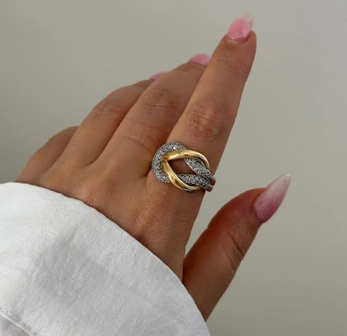 Interlocking Luxe Knot Ring