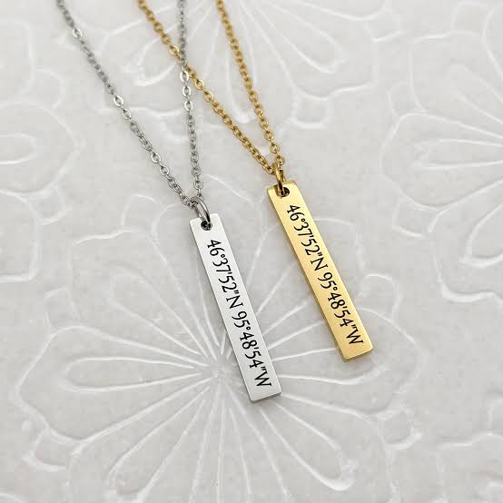 2D Bar Necklace - Zavyra Jewels (4)