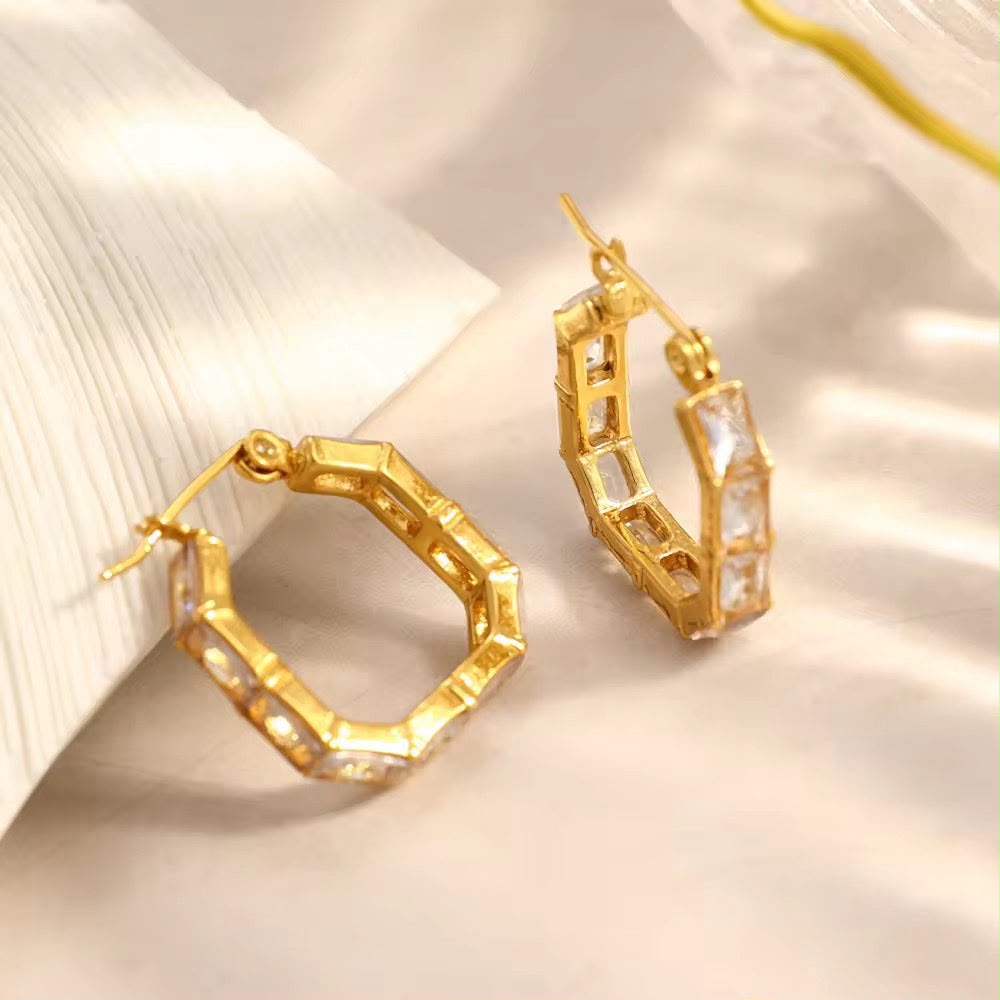 Crystal Edge Geometric Hoops