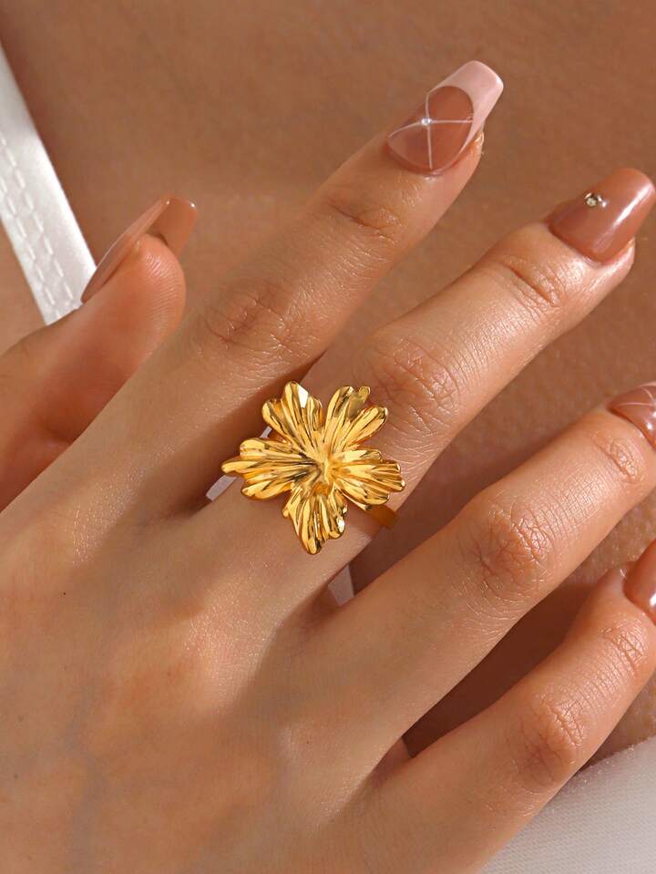 Golden Bloom Adjustable Ring
