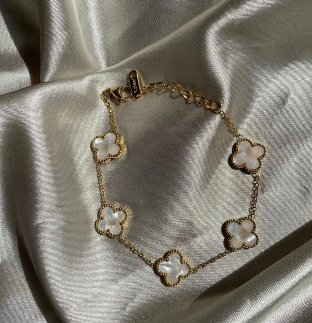 White Clover Bracelet - Zavyra Jewels