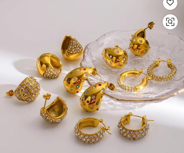 Zavyra Luxe Crystal Earring Collection