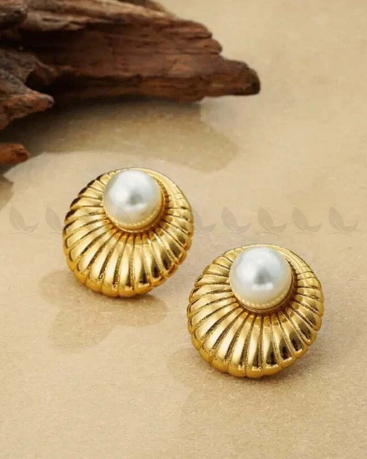 Pearl Shell Stud Earrings - Zavyra Jewels (3)