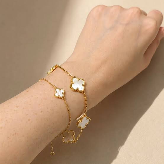White Clover Bracelet - Zavyra Jewels